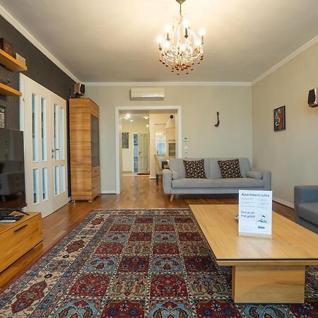 Apartment With A Balcony - 15 Min To City Center Wien Exteriör bild
