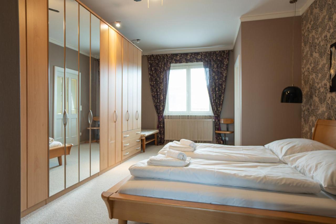 Apartment With A Balcony - 15 Min To City Center Wien Exteriör bild